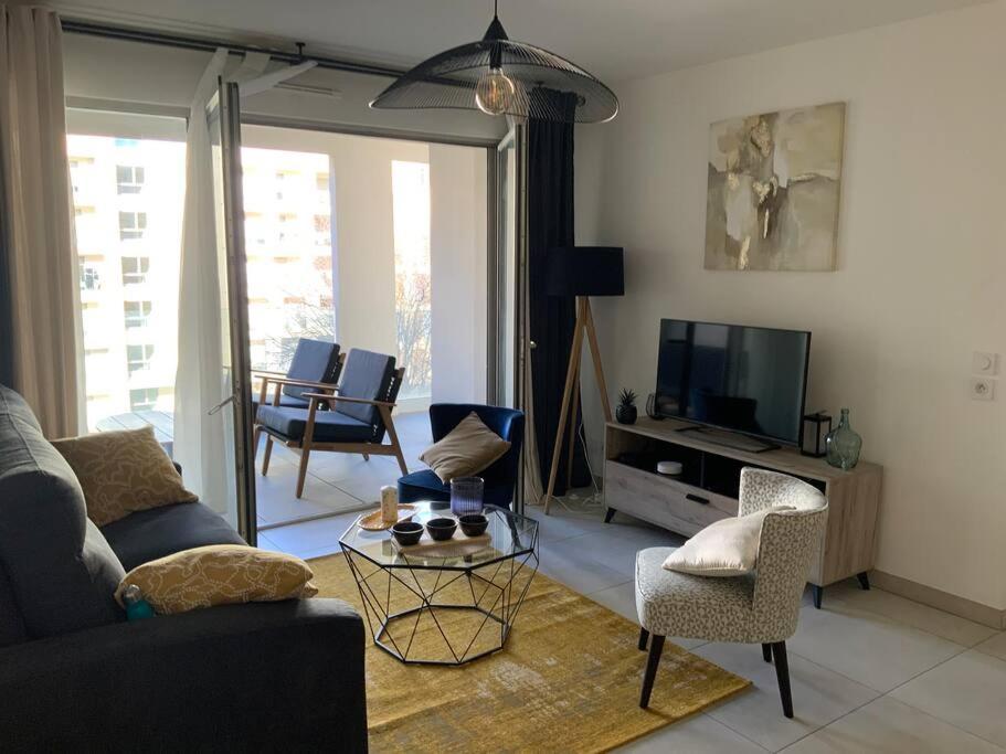 Logement Cosy Climatise Avec Parking Aix-en-Provence Esterno foto